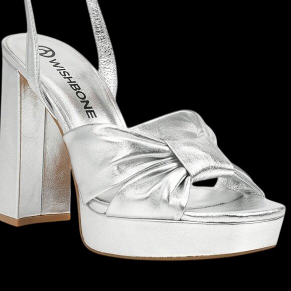 WISHBONE GEMMA HEEL Size 7 Silver - Picture 2 of 2